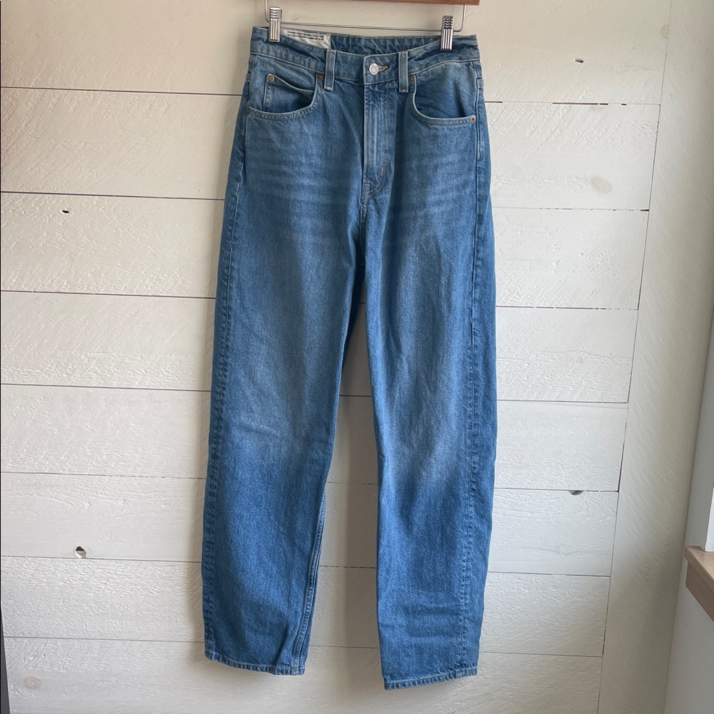H&M 90’s Baggy Jeans